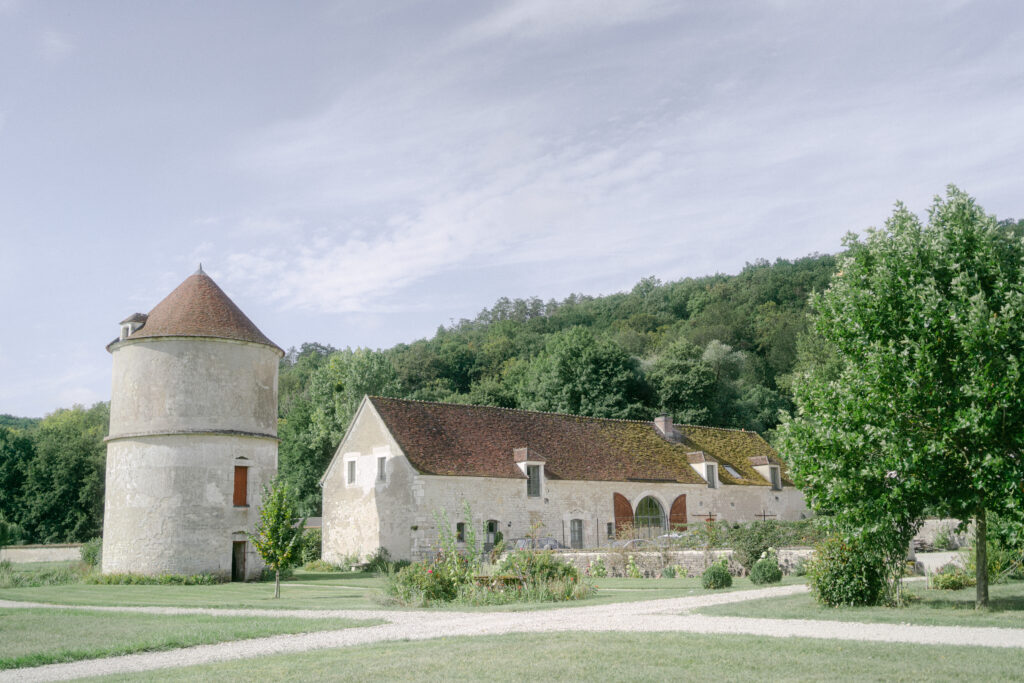 Abbaye de Reigny, France Wedding Photographer, Pia Bacino featured on Tatler Magazine Weddings